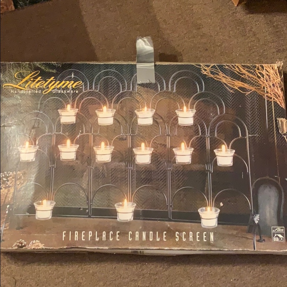 Lifetyme handcrafted glassware fire place screen